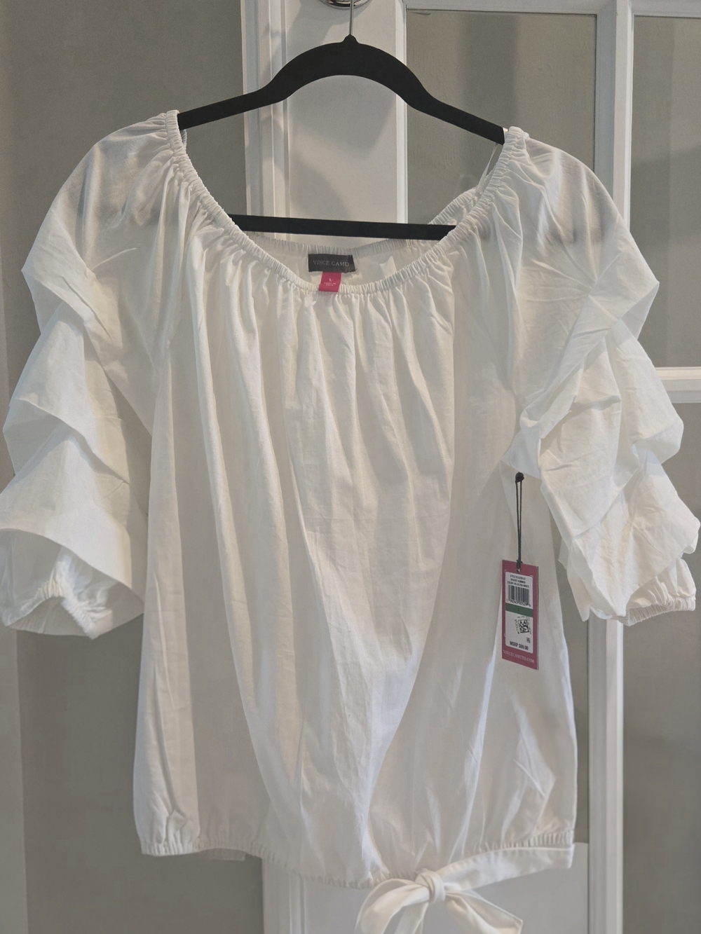 Vince Camuto White Off-Shoulder Tie-Hem Blouse